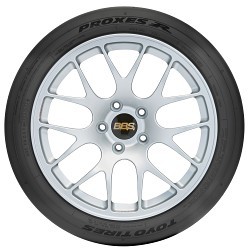 Toyo Proxes R 255/40R17 Tire