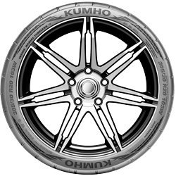 Kumho Ecsta V730 265/35R18 Tire