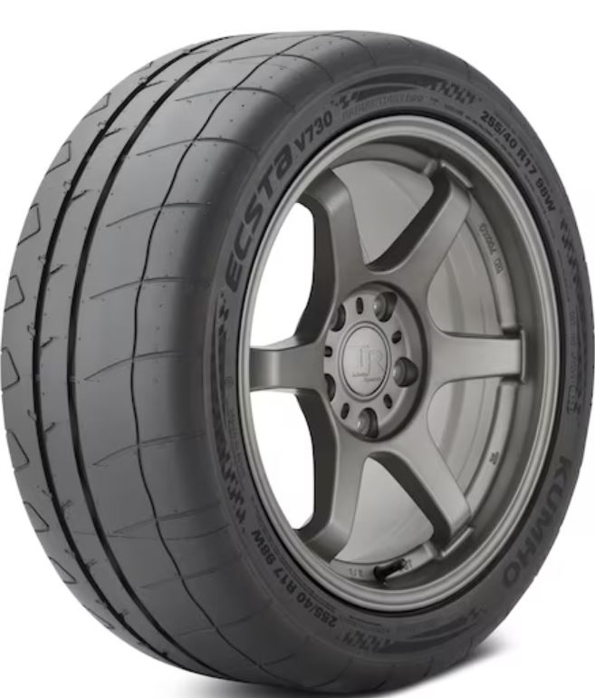 Kumho Ecsta V730 BW Kumho 215/45R17 Tire