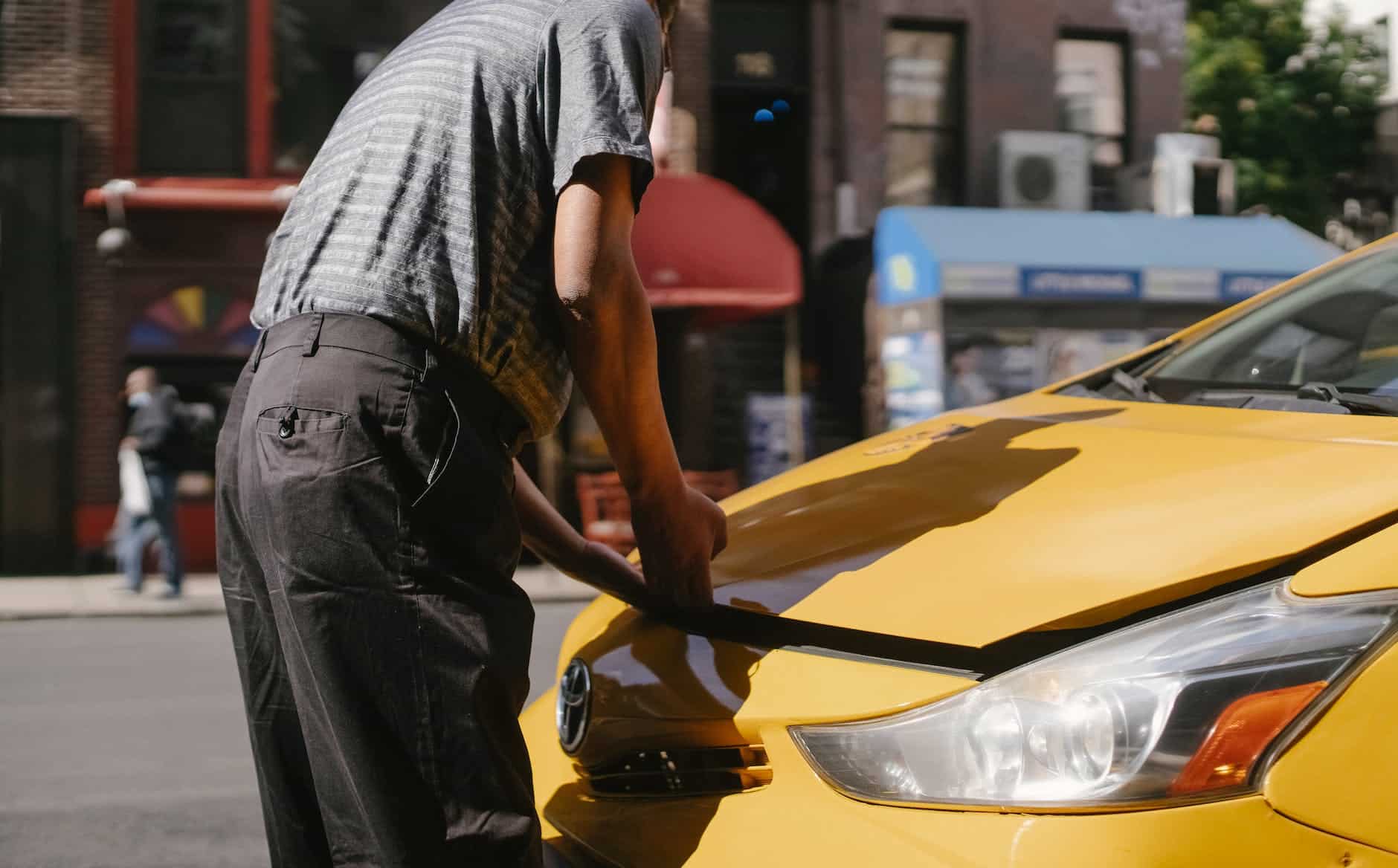 windshield crack repair services in richmond hill